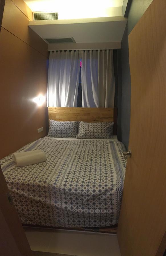 Siam Host Ratchada - Mrt Ladprao Hostel Bangkok Bagian luar foto